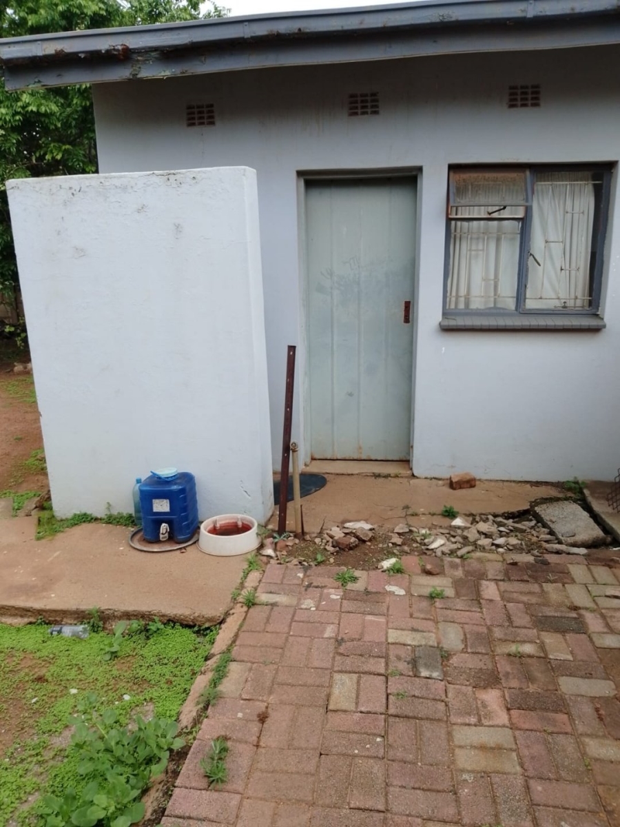 5 Bedroom Property for Sale in Meiringspark North West